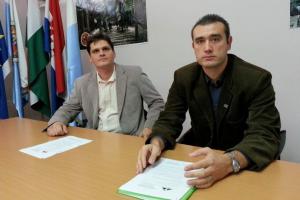 s leva: Szilárd Almási predsednik udruženja Upravo sada; i Aron Čonka predsednik Demokratske zajednice vojvođanskih Mađara