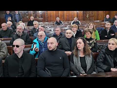 Dušan Torbica čita govor Duška Radosavljevića